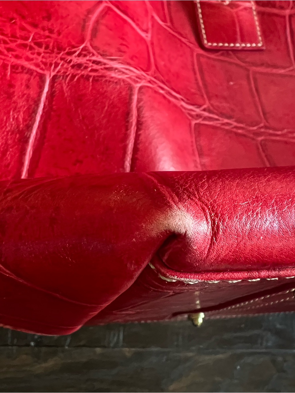Vintage Dooney & Bourke Red Croc Embossed Leather Satchel / Tote with Lock & Key - Picture 14 of 16